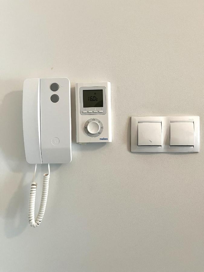 Апартаменты Dmowskiego 17F - Self Check-In 20H Вроцлав Экстерьер фото