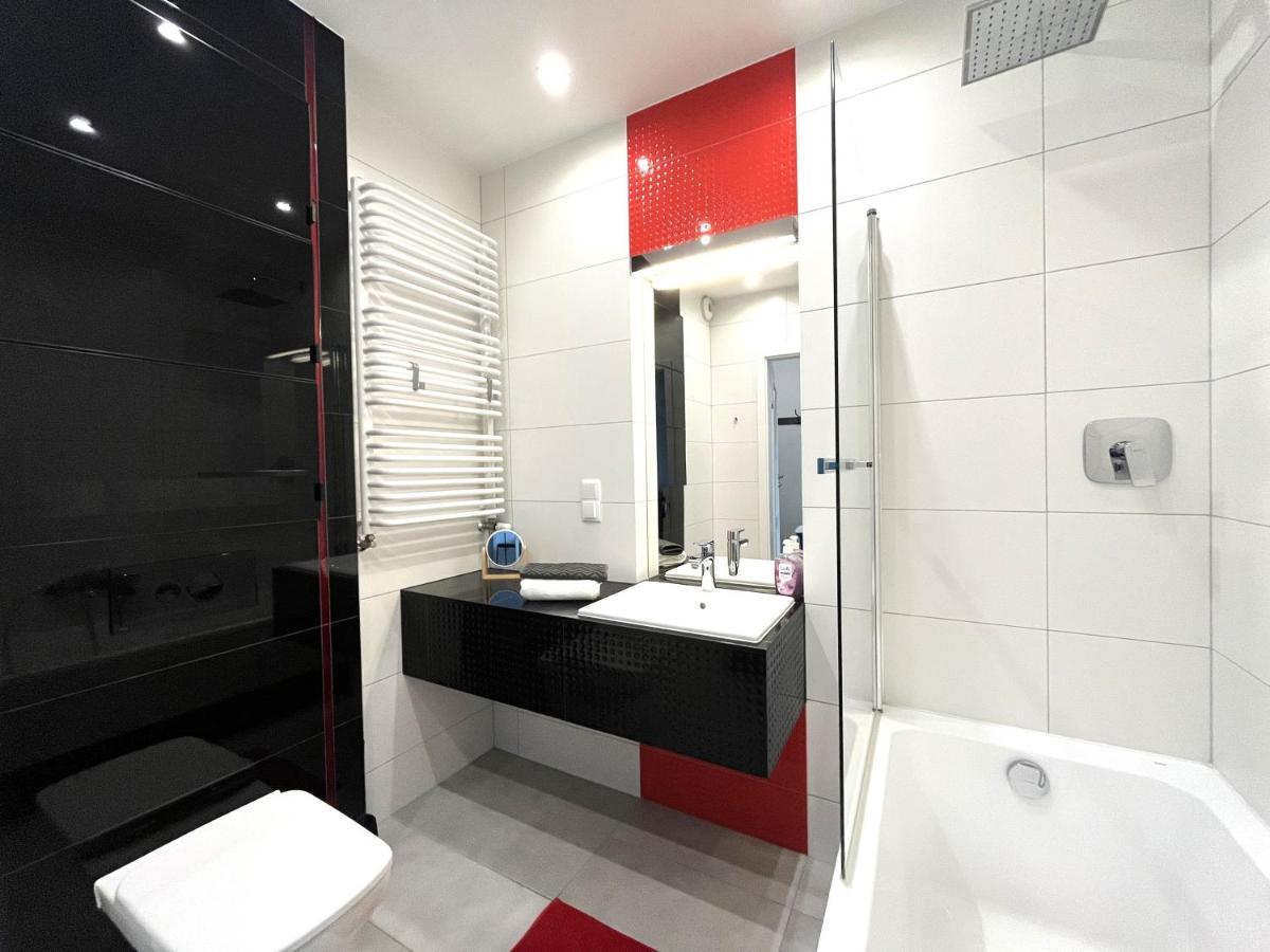 Апартаменты Dmowskiego 17F - Self Check-In 20H Вроцлав Экстерьер фото
